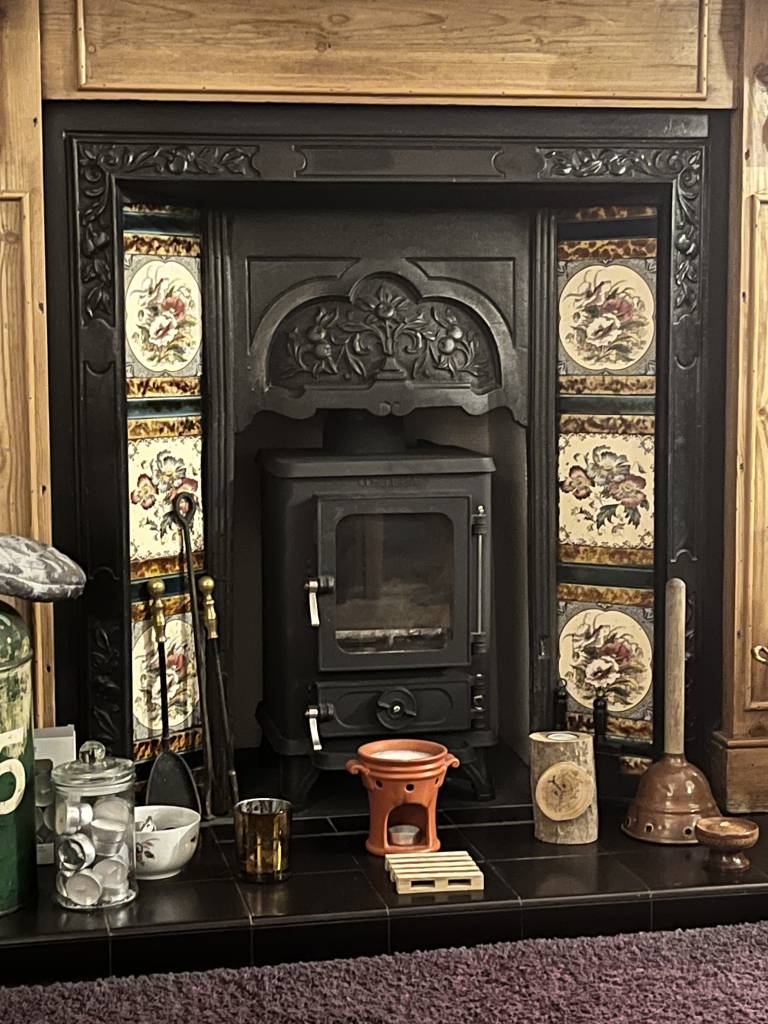 C8513B03-F817-438A-BB63-6B7B9D7975F3