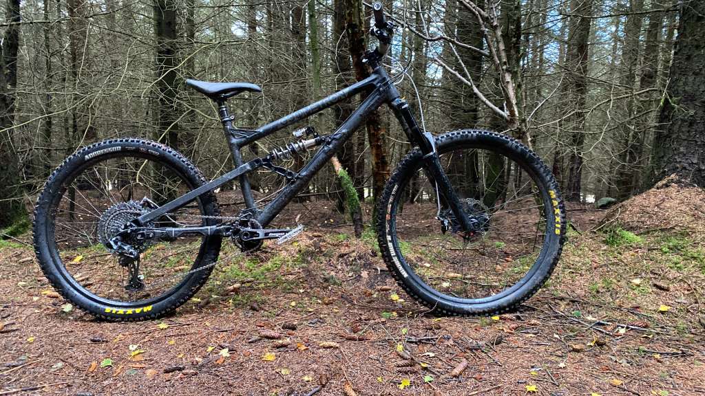 216997D8-612D-4383-A0A3-C7EF8A107C3F