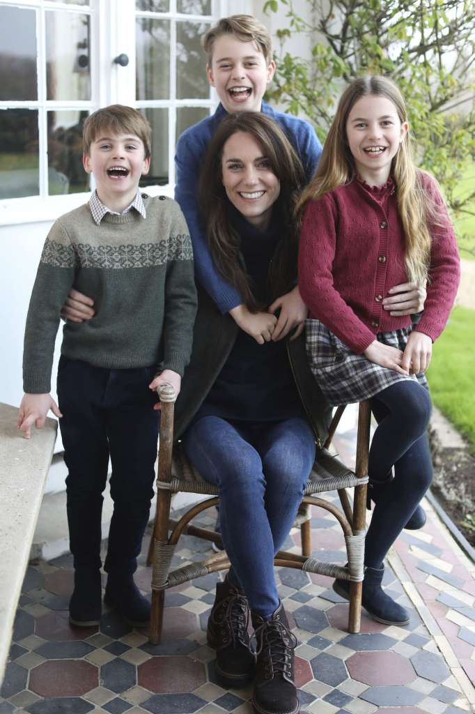 240310161152-kate-middleton-photo-for-video